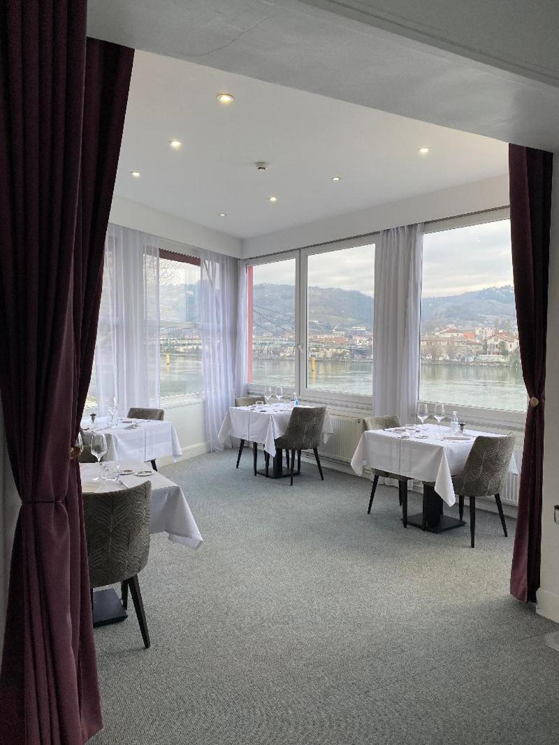 Hotel Le Bellevue Les Roches-de-Condrieu 외부 사진