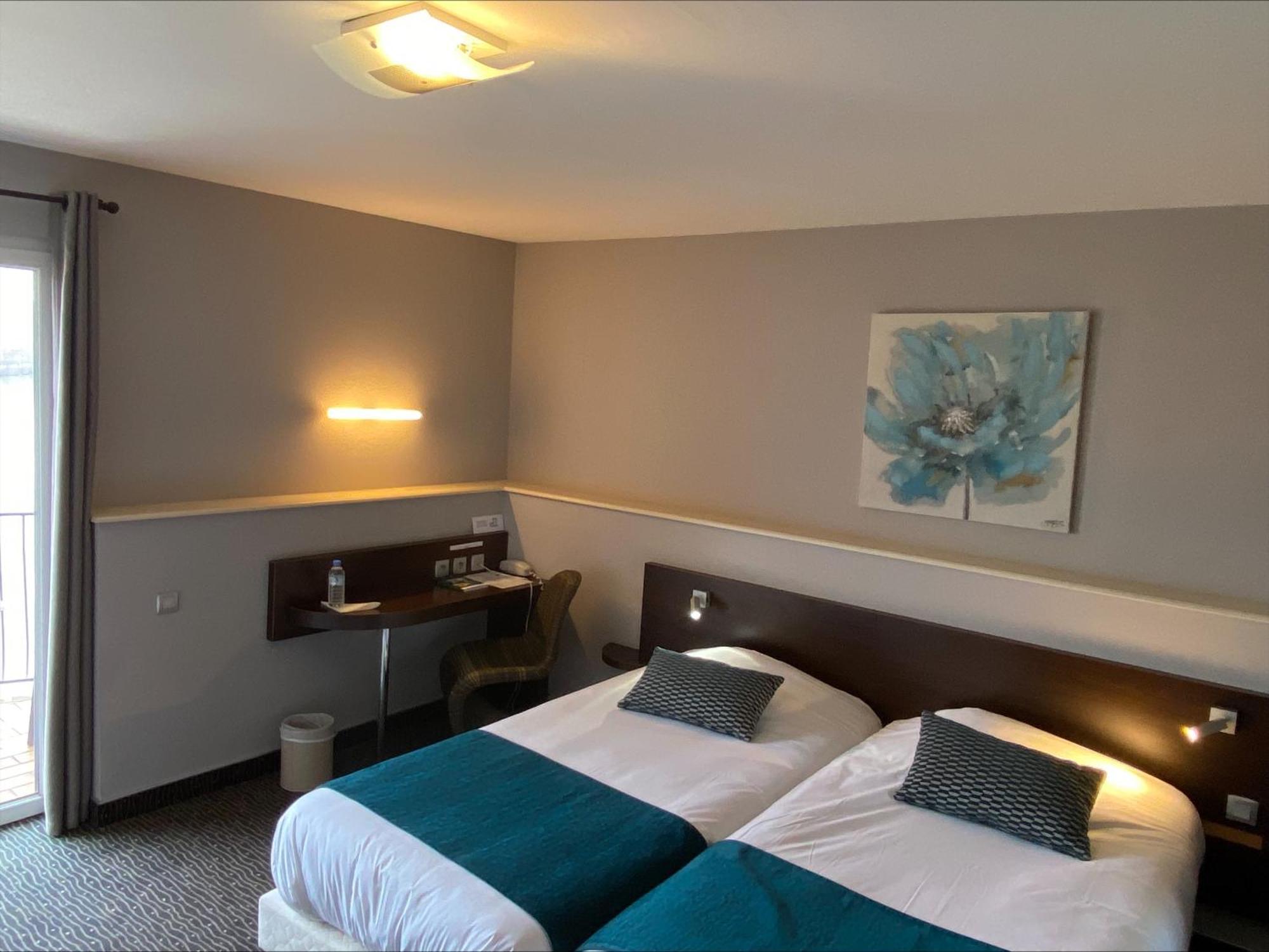 Hotel Le Bellevue Les Roches-de-Condrieu 외부 사진
